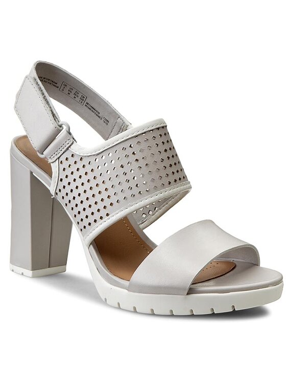 Clarks pastina hotsell