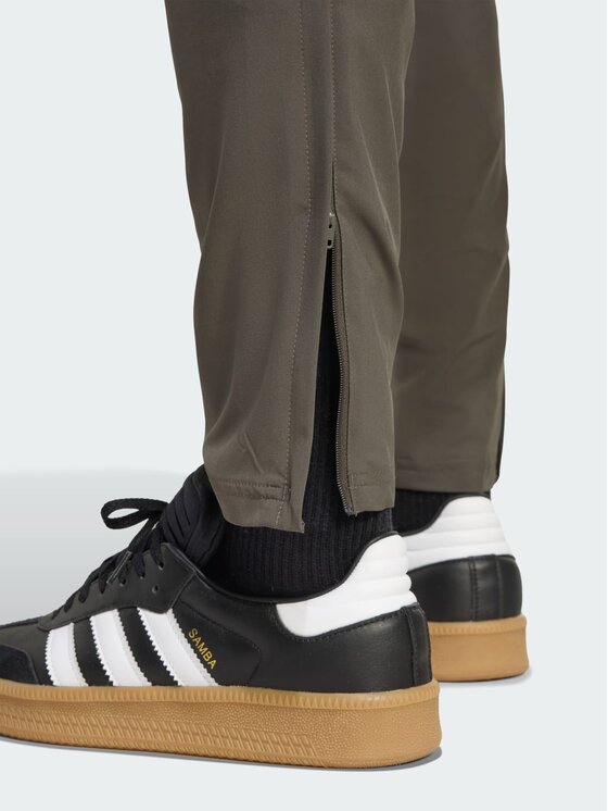 adidas adidas Spodnie dresowe Originals Real Madrid Szary Regular Fit