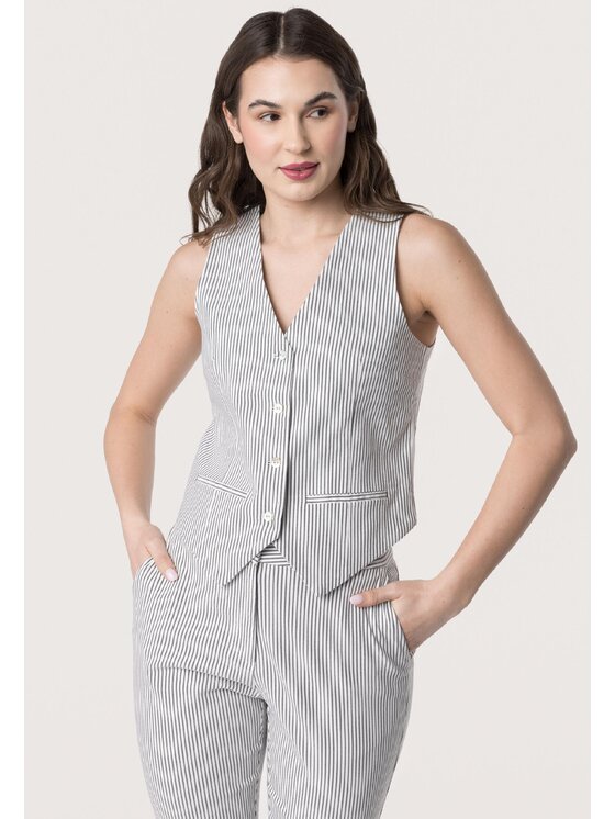 QUIOSQUE QUIOSQUE Vesta QUIOSQUE 8UD001120 Bílá Regular Fit