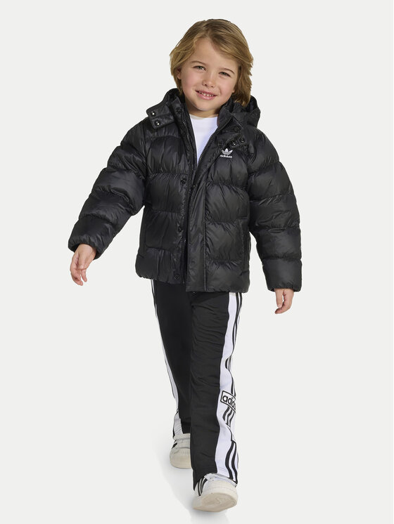 adidas adidas Vatovaná bunda JX0550 Čierna Loose Fit