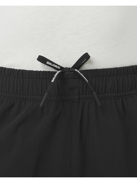 Salomon Salomon Szorty sportowe WAYFARER EASE 2.0 SHORTS M Czarny Relaxed Fit