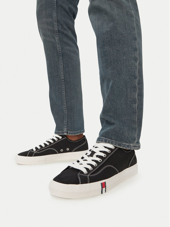 Tommy Jeans Tommy Jeans Tenis superge Archive Vulc Y2K EM0EM01674 Črna