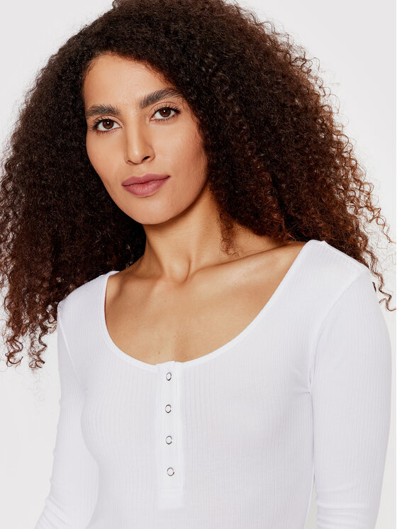 Pieces Pieces Halenka Kitte 17101437 Bílá Slim Fit