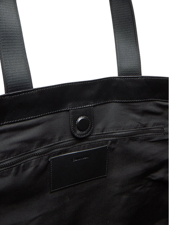 Calvin Klein Calvin Klein Torbica Ultralight Water Repellent Tote LV04F3211G Crna