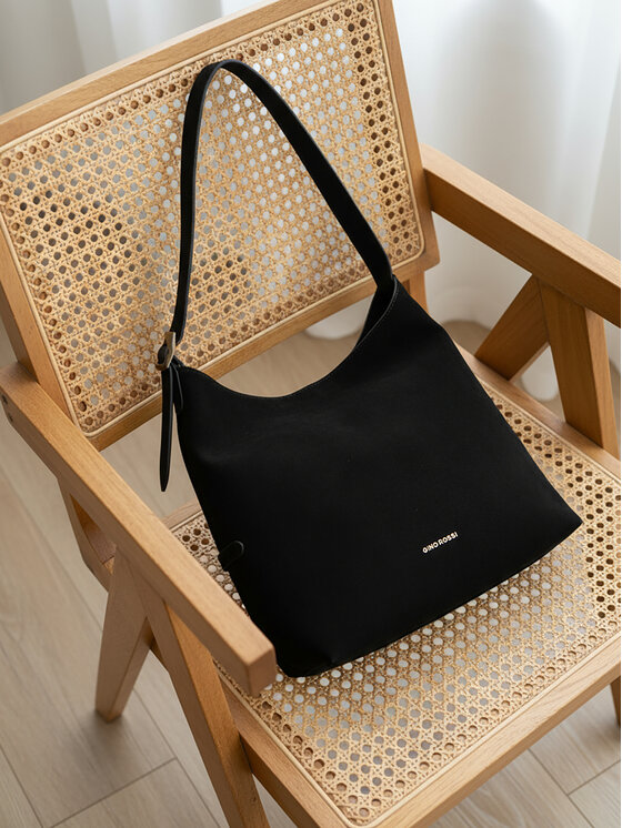 GINO ROSSI Gino Rossi Torebka EO-LAILA513-113-1 Czarny