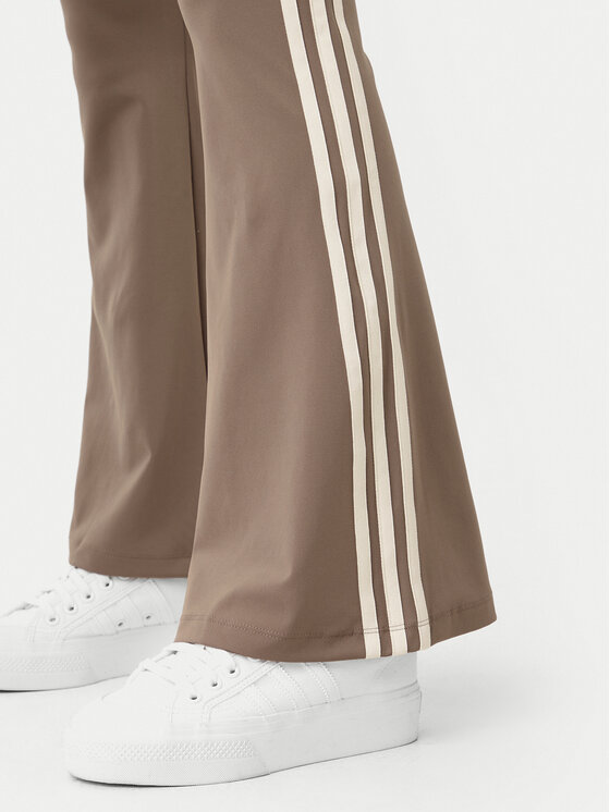 adidas adidas Legginsy JD4601 Beżowy Flare Fit