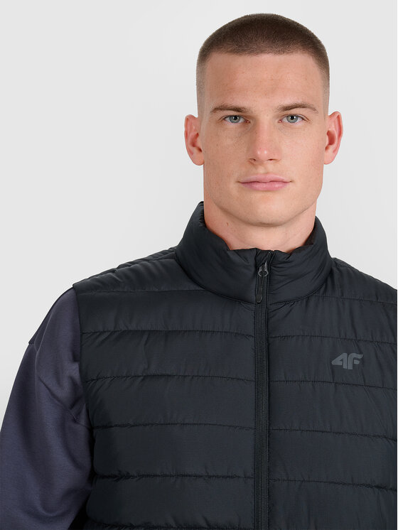 4F 4F Kamizelka MIDSHOP TEXTILE Czarny Regular Fit