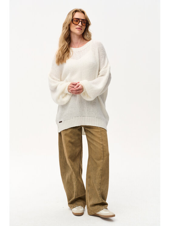 blue shadow blue shadow Sweter Lixi Biały Regular Fit