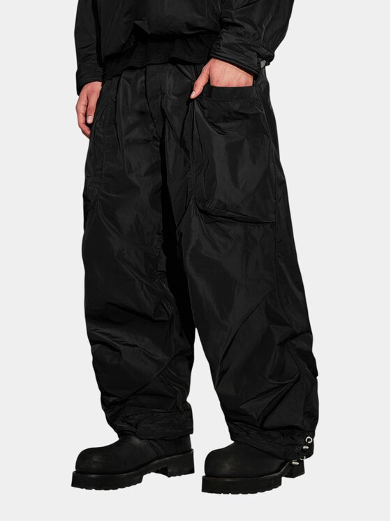 MADE BY SOCIETY MADE BY SOCIETY Spodnie materiałowe NOMAD - P17643 Czarny Basic Fit