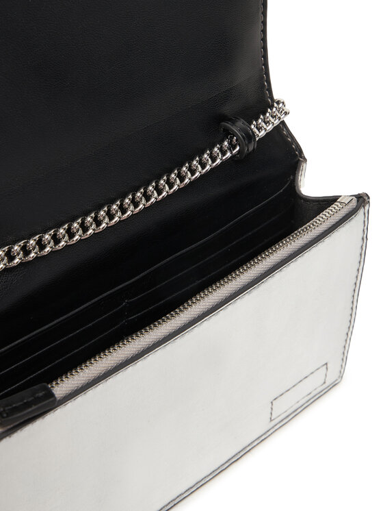 Calvin Klein Calvin Klein Torebka Ck Metallic Wallet On Chain LV04F3320G Srebrny