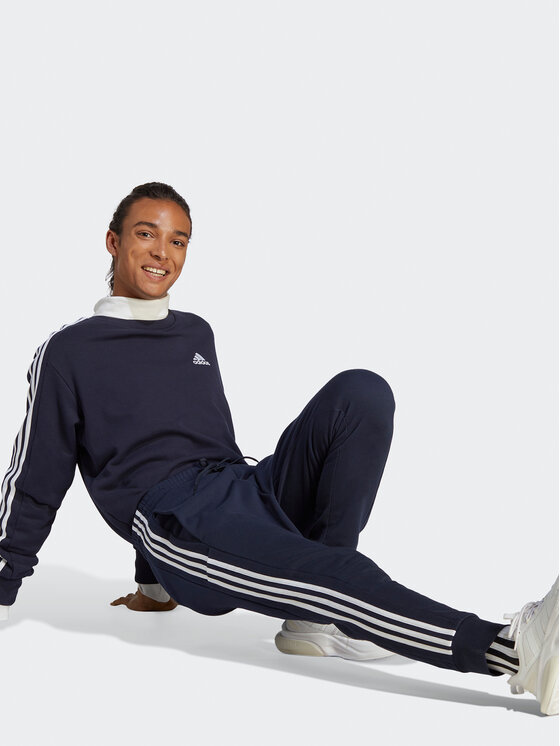adidas adidas Долнище анцуг Essentials French Terry Tapered Cuff 3-Stripes Joggers IC9406 Син Regular Fit