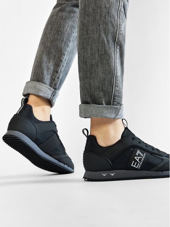 EA7 Emporio Armani EA7 Emporio Armani Sneakersy X8X027 XK219 Q226 Čierna