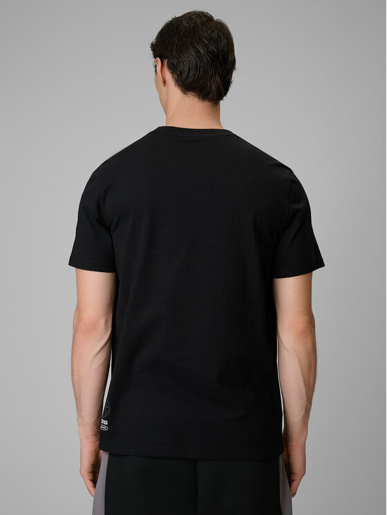 4F 4F T-Shirt FLUID EXPRESSIONS Czarny Regular Fit