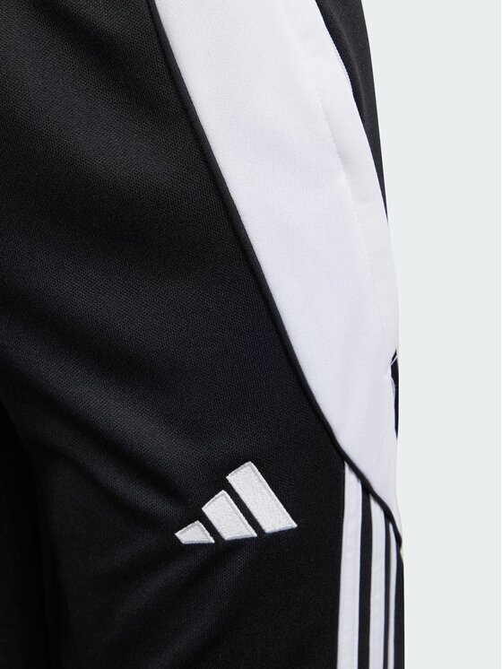 adidas adidas Spodnie dresowe Tiro Czarny Slim Fit
