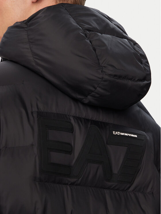 EA7 Emporio Armani EA7 Emporio Armani Žieminė striukė 7M002388 AF15956 UC001 Juoda Regular Fit