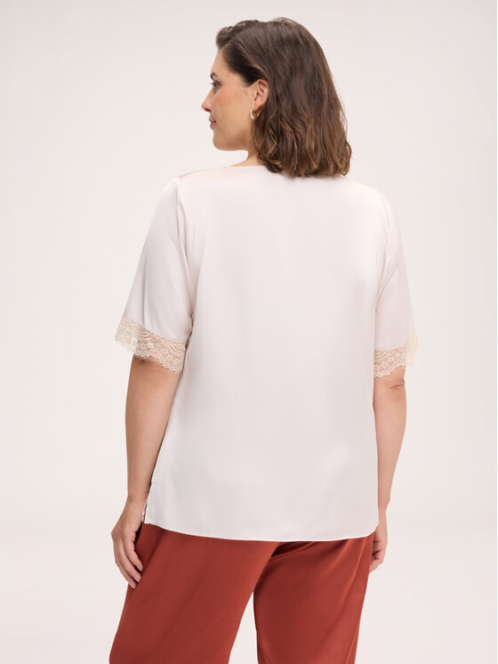 Fiorella Rubino Fiorella Rubino Blusa 2173T002566N002 Crema Regular Fit