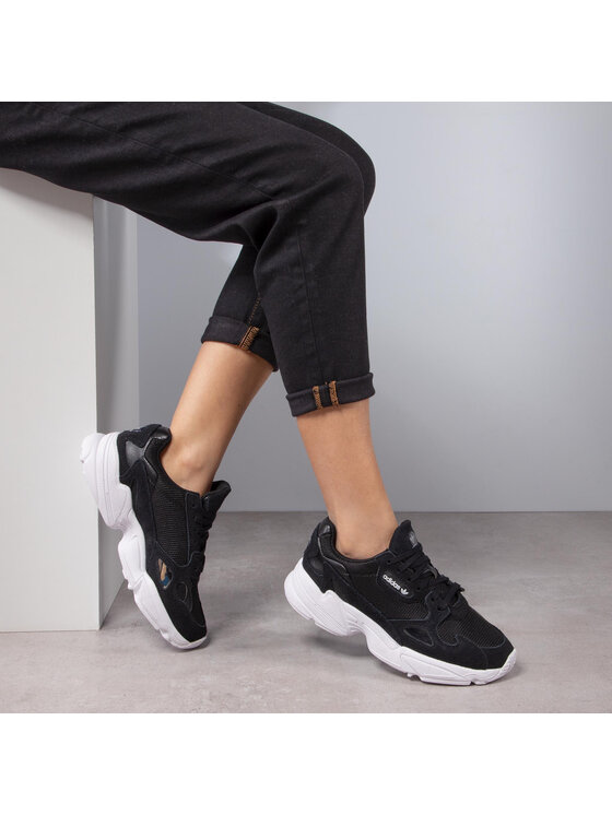 Adidas falcon best sale w b28129