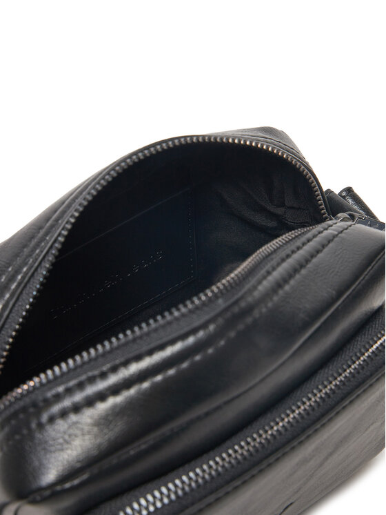 Calvin Klein Jeans Calvin Klein Jeans Crossover torbica Tumbled Camera Bag Pu K50K512988 Crna
