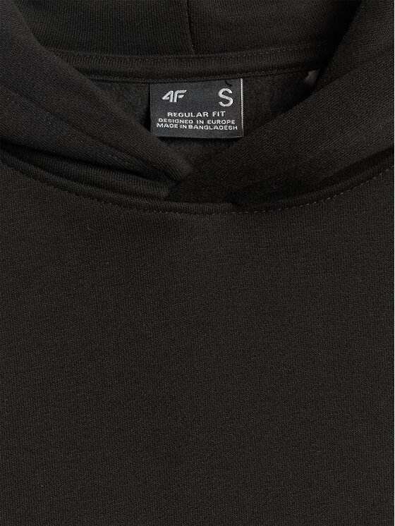 4F 4F Bluza BASIC+ Czarny Regular Fit