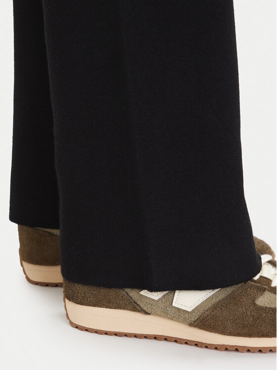 Vero Moda Vero Moda Úpletové nohavice Gold Art 10332174 Čierna Loose Fit