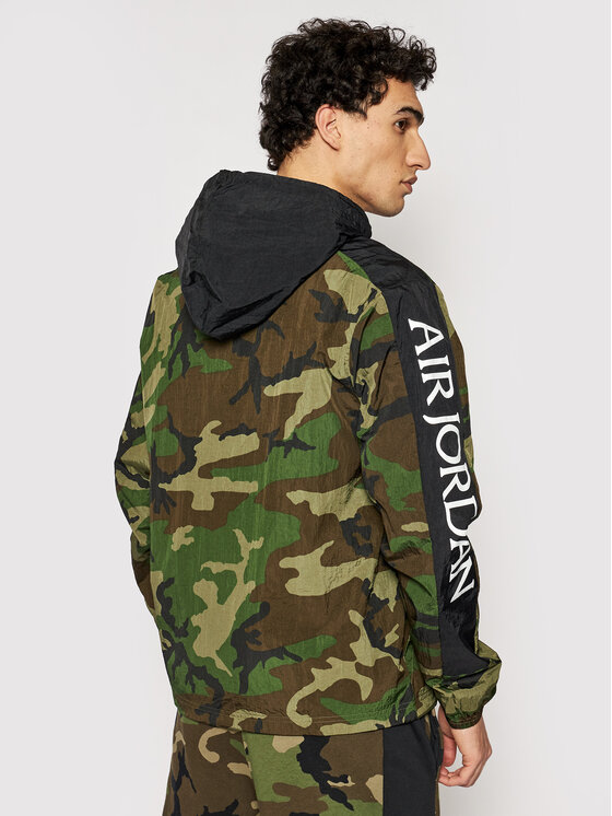 Nike Nike Prijelazna jakna Air Jordan Jumpman Classics Windbreaker Camo CU2030 Zelena Standard Fit