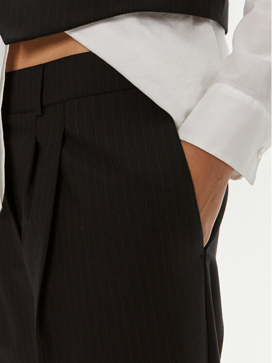 Herskind Herskind Spodnie materiałowe Rupert 5216134 Granatowy Relaxed Fit