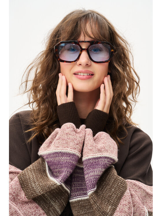 blue shadow blue shadow Sweter Aliza Brązowy Regular Fit