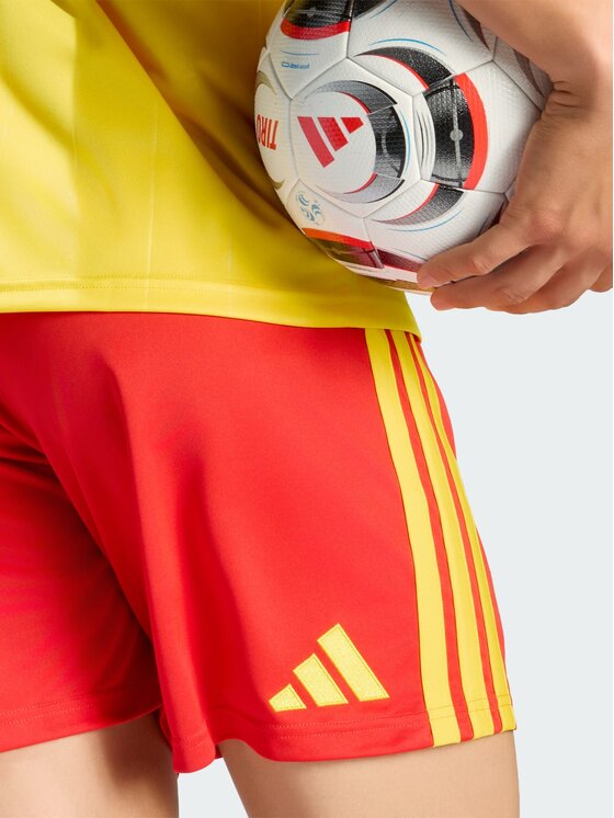 adidas adidas Szorty sportowe 169990 Czerwony Regular Fit