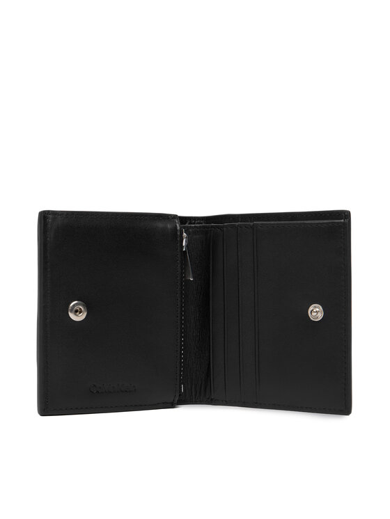 Calvin Klein Calvin Klein Гаманець Plaque Slim Trifold W Coin + Car LV04D1137G Чорний