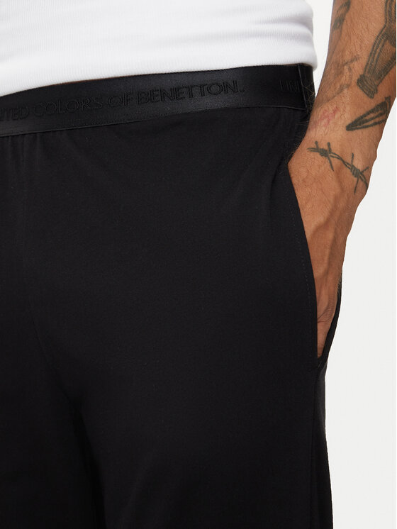 United Colors Of Benetton United Colors Of Benetton Spodnie piżamowe 30964F00G Czarny Regular Fit