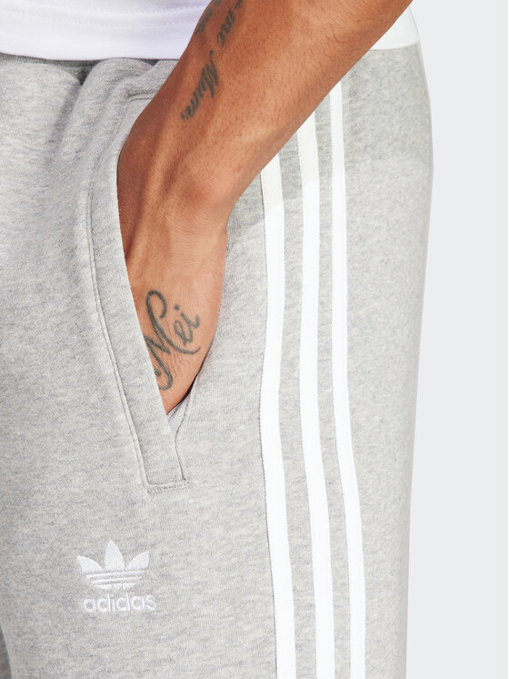 adidas adidas Spodnie dresowe adicolor 3-Stripes IM9318 Szary Slim Fit