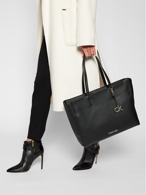 Calvin Klein Calvin Klein Rankinė Shopper Md K60K607802 Juoda