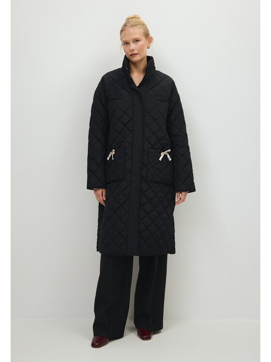 BIZUU BIZUU Zimní bunda NAIRA Černá Standard Fit