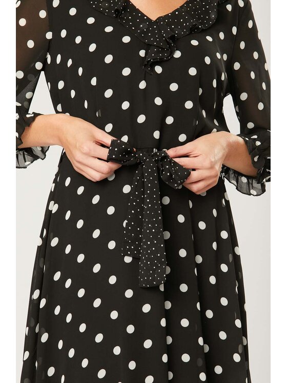 QUIOSQUE QUIOSQUE Sukienka codzienna CHECKOSH DRESS Czarny Regular Fit