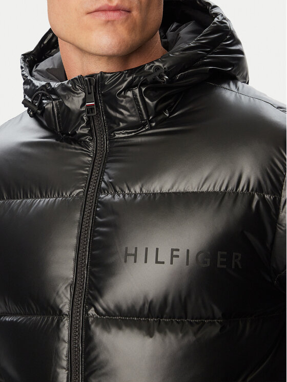 Tommy Hilfiger Tommy Hilfiger Pernata jakna MW0MW45304 Crna Regular Fit