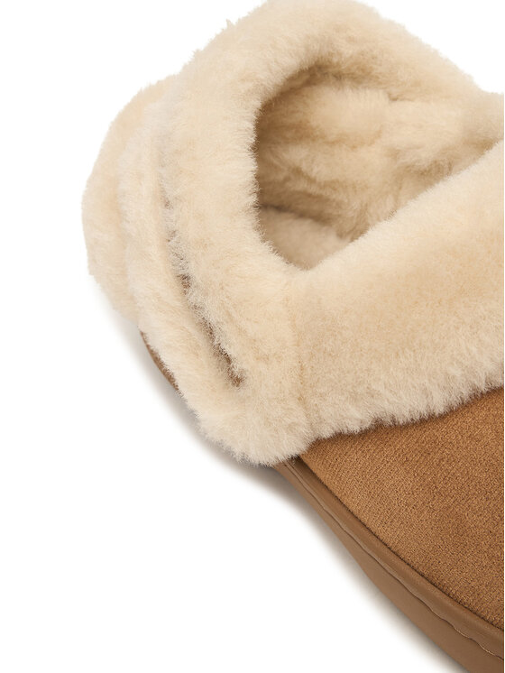 Crocs Crocs Šlepetės Classic Unfurgettable Suede Clog 212106 Smėlio