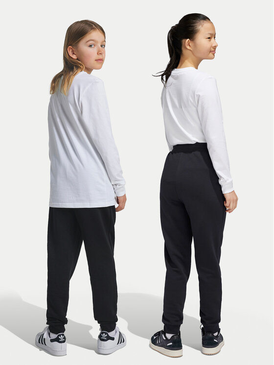 adidas adidas Donji dio trenerke IW3498 Crna Regular Fit