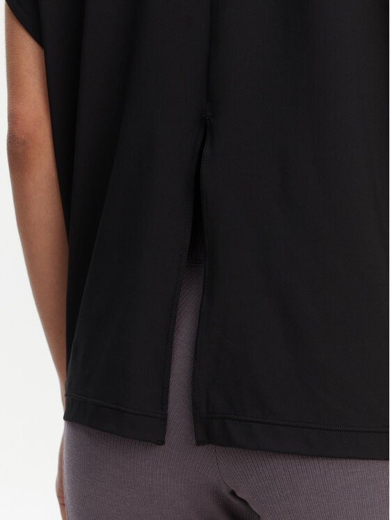 adidas adidas Футболка Yoga JL7800 Чорний Loose Fit