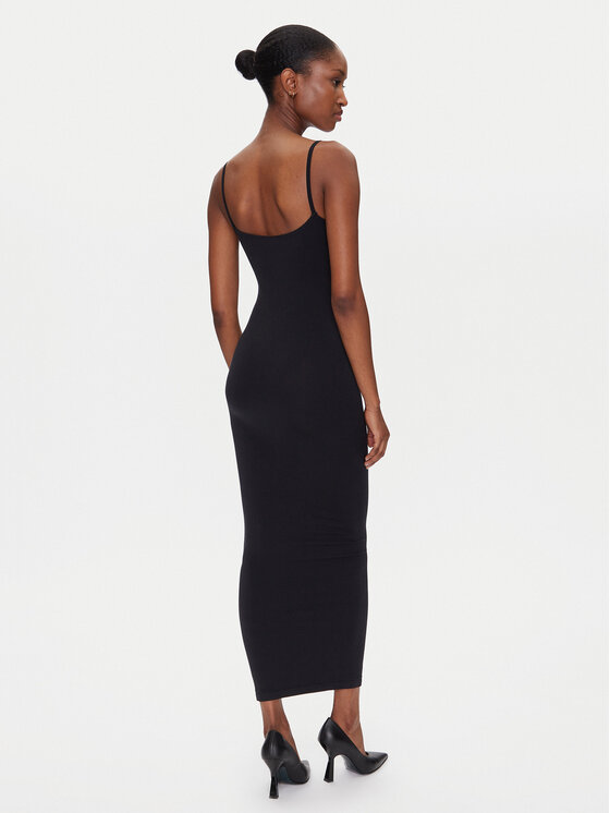 Wolford Wolford Vsakodnevna obleka Strap Fatal 57185 Črna Slim Fit
