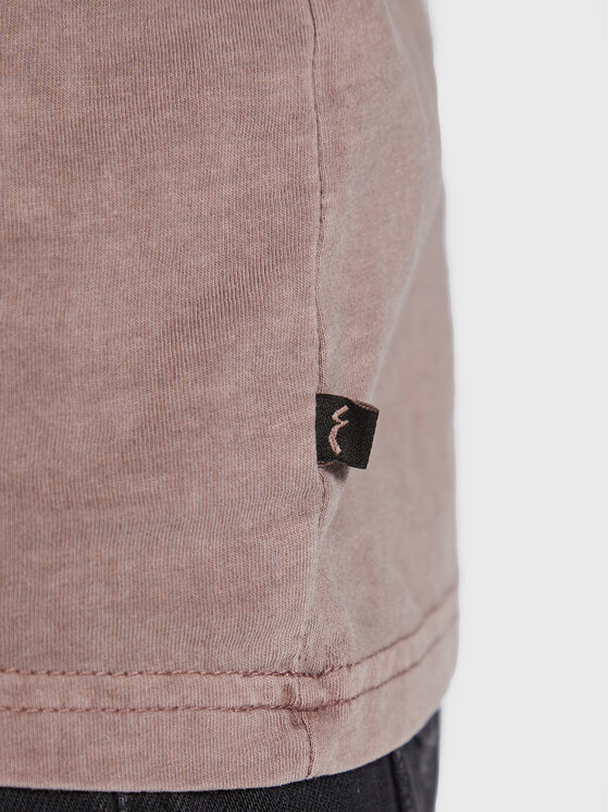 LTB Layimo T-shirt Da Donna: La Maglietta Estiva Che Ti Fa Sentire Subito A Tuo Agio