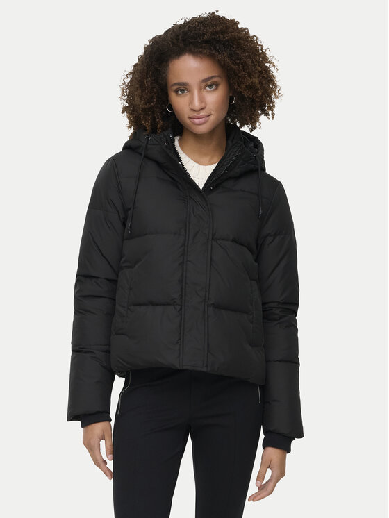 ONLY ONLY Pehelykabát Alice 15316455 Fekete Regular Fit