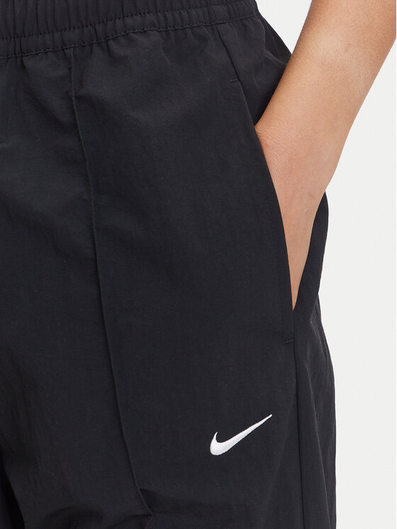 Nike Nike Spodnie dresowe Trend FQ3588 Czarny Relaxed Fit