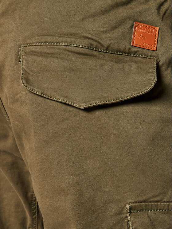Alpha Industries Alpha Industries Joggery Airman 188201 Zielony Tapered Fit
