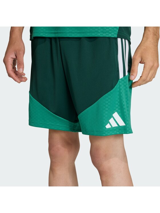 adidas adidas Szorty sportowe 161666 Zielony Regular Fit
