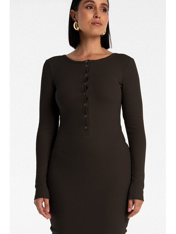 Nudyess Nudyess Vestito di maglia Isla midi z prążka Marrone Fitted Fit