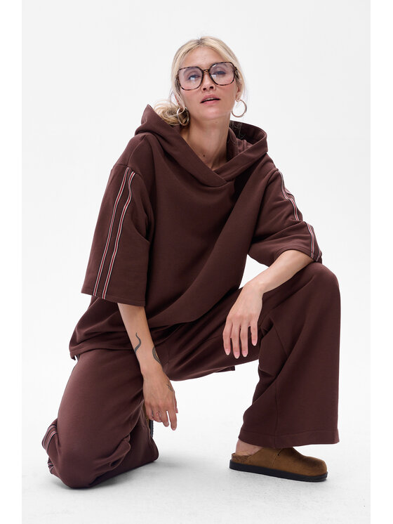 blue shadow blue shadow Spodnie damskie Cossa Brązowy Regular Fit