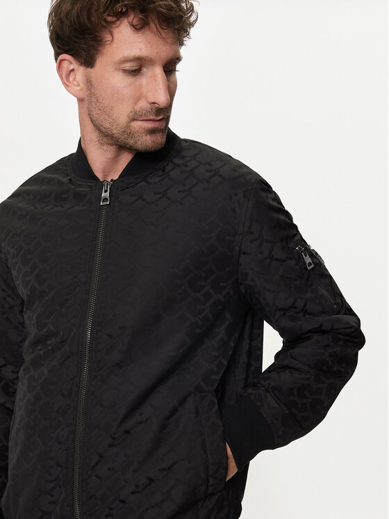 Guess Guess Bomber M4YL02 WG9L2 Nero Classic Fit