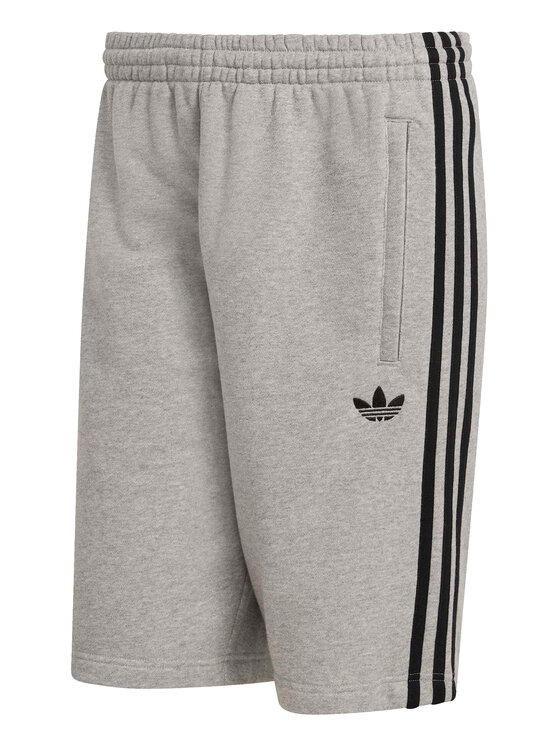 adidas adidas Pantaloni scurți sport 3-Stripes KE2433 Gri Regular Fit