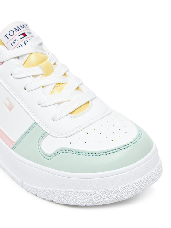 Tommy Hilfiger Tommy Hilfiger Laisvalaikio batai Low Cut Lace-Up Sneaker T3A9-33740-1355 S Balta