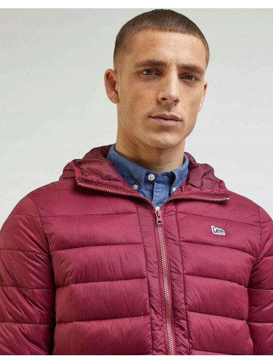 Lee Lee Kurtka puchowa LIGHT PUFFER JACKET 112321559 L87HSZA84 Bordowy Regular Fit